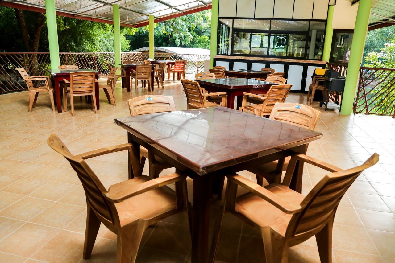 مبيت وإفطار أنرادابورام Malwathu Oya Caravan Park المظهر الخارجي الصورة